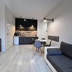 Charming Apartment In The City Centre, Lodz